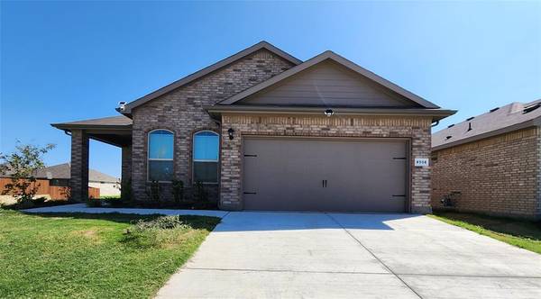 8508 Wildwest Drive, Fort Worth, TX 76131