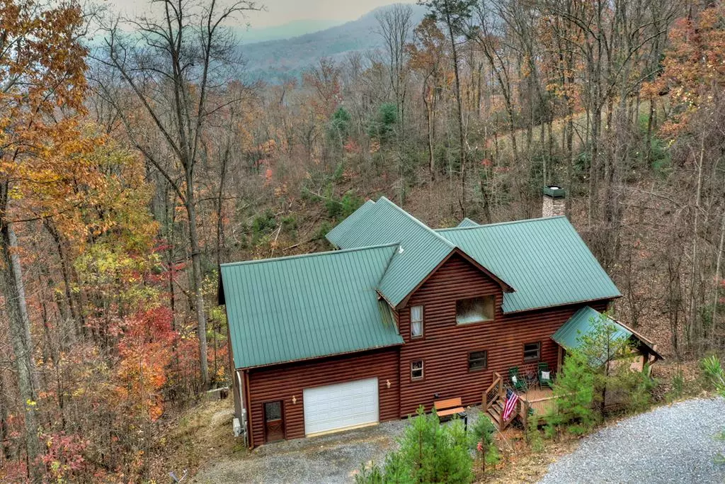 Blue Ridge, GA 30513,840 Deer Crest Road