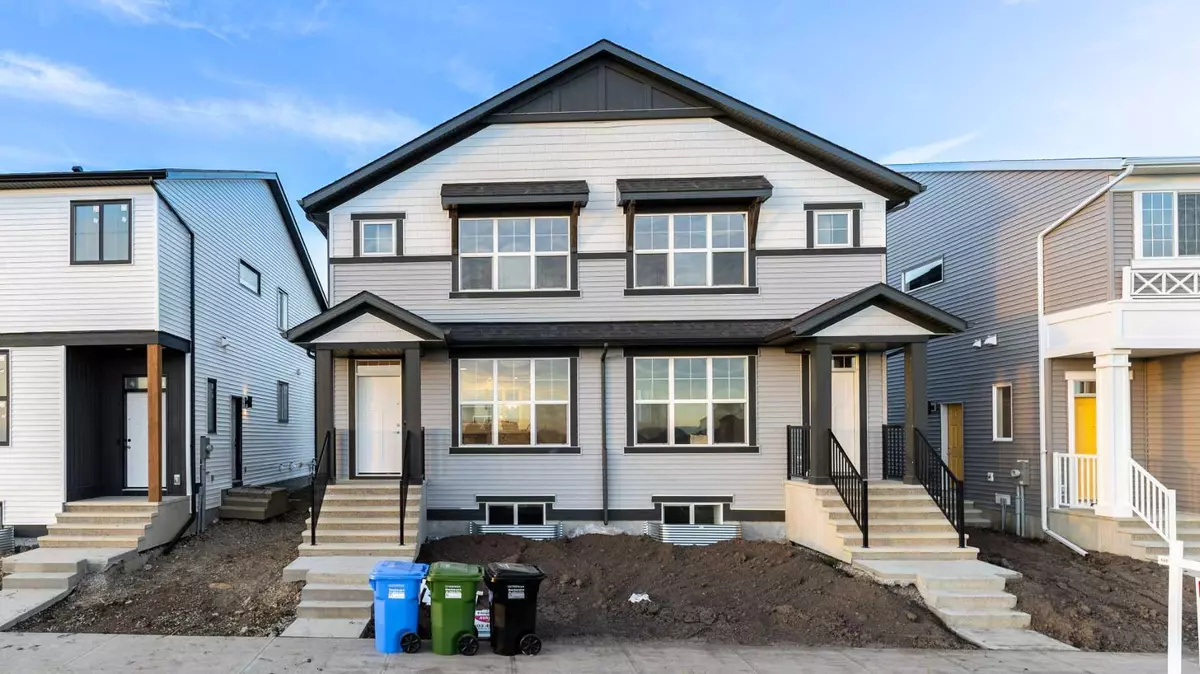 Calgary, AB T3S 0G3,192 Hotchkiss DR SE