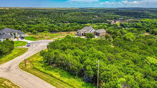 8200 E Dalmahoy Court, Cleburne, TX 76033