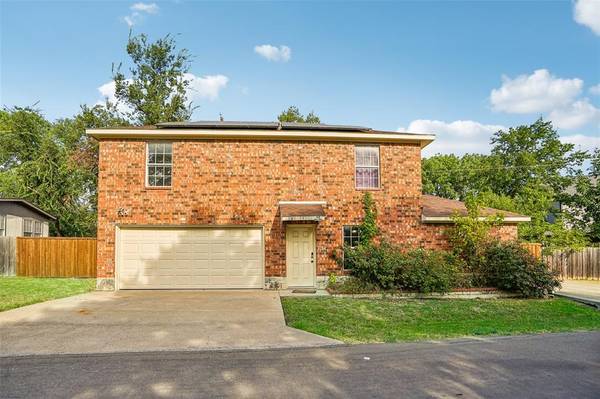 208 Trout Street, Rockwall, TX 75032