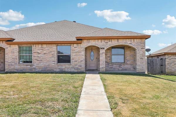 3404 Colonial Drive, Forest Hill, TX 76140