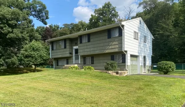 89 Rockhill Rd, Old Bridge Twp., NJ 08857