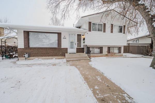 Red Deer, AB T4N 4X8,11 Fox CRES