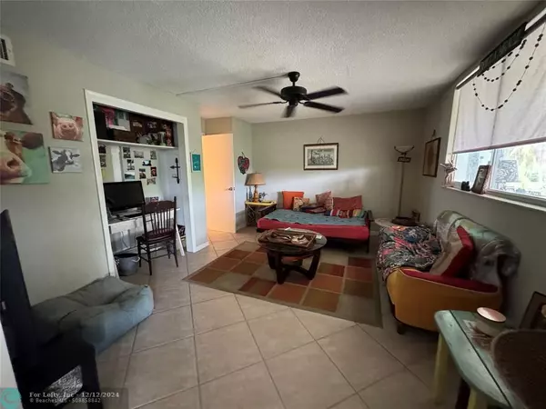 Deerfield Beach, FL 33441,777 SE 2nd Ave  #301A