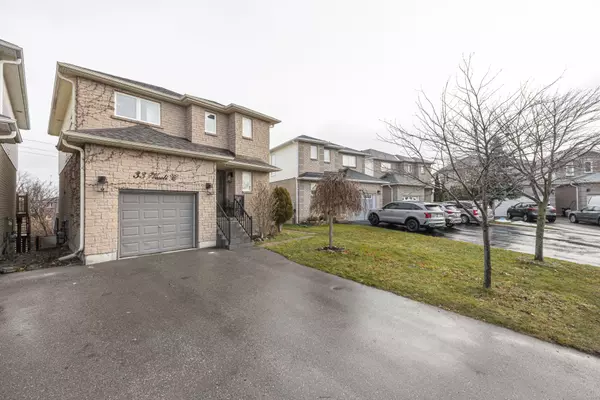 33 Veseli CT, Bradford West Gwillimbury, ON L3Z 3C3