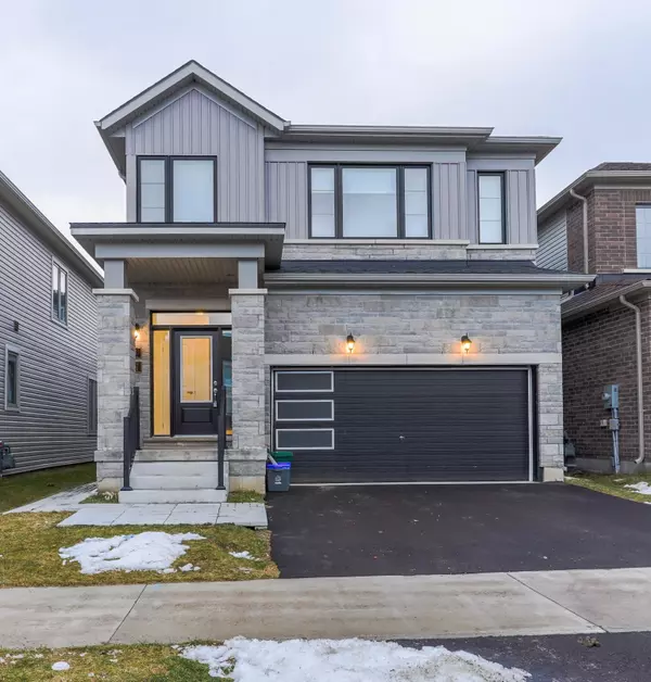 61 Valleybrook RD ##UPPER, Barrie, ON L9S 2Z8