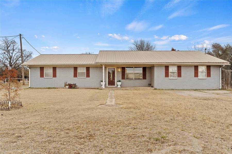 1204 W Highway 277, Ninnekah, OK 73067