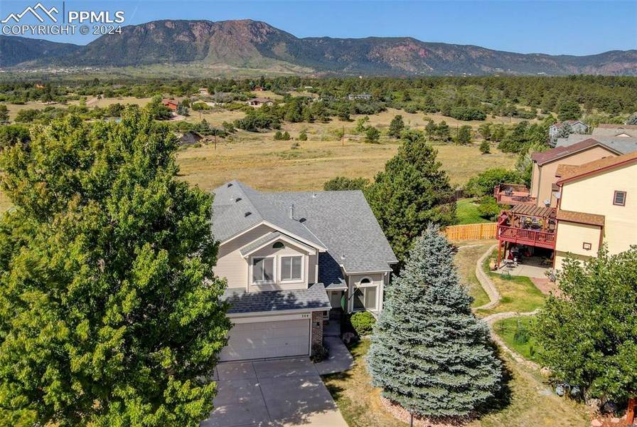 308 Candletree CIR, Monument, CO 80132