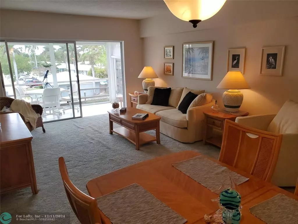 Lauderdale By The Sea, FL 33062,1481 S Ocean Blvd  #314