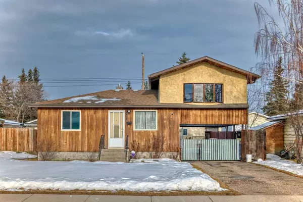 Calgary, AB T3B 1Y5,8312 46 AVE Northwest