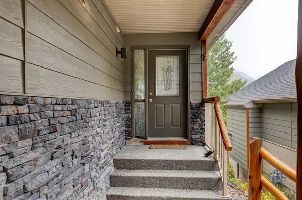 Canmore, AB T1W 2M5,111 Morris