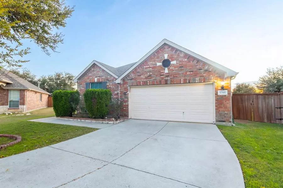 2701 Lumina Drive, Little Elm, TX 75068