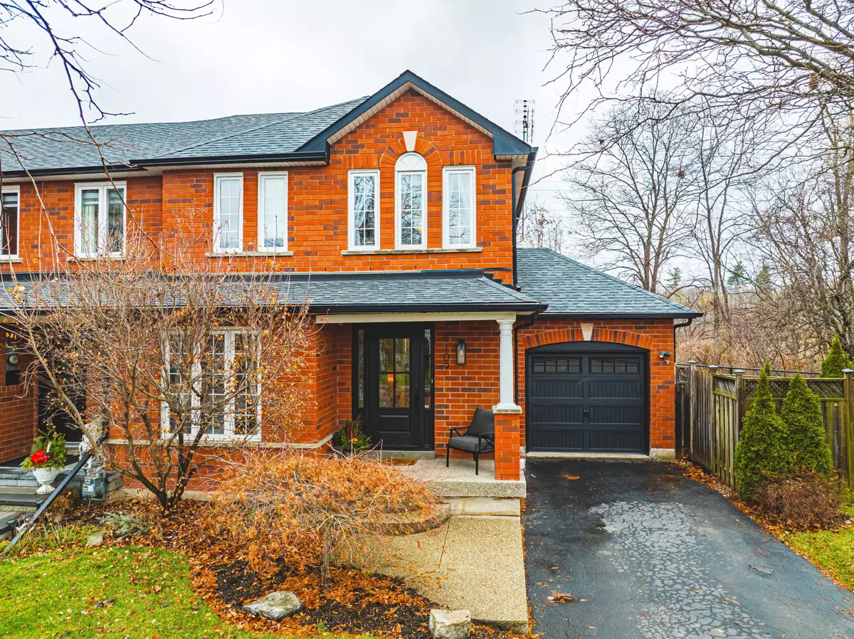 Burlington, ON L7L 6K3,5109 Tree CT