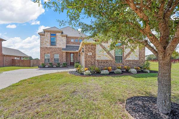 300 Joseph Drive,  Glenn Heights,  TX 75154