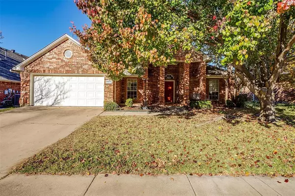 6018 Fannin Drive, Arlington, TX 76001