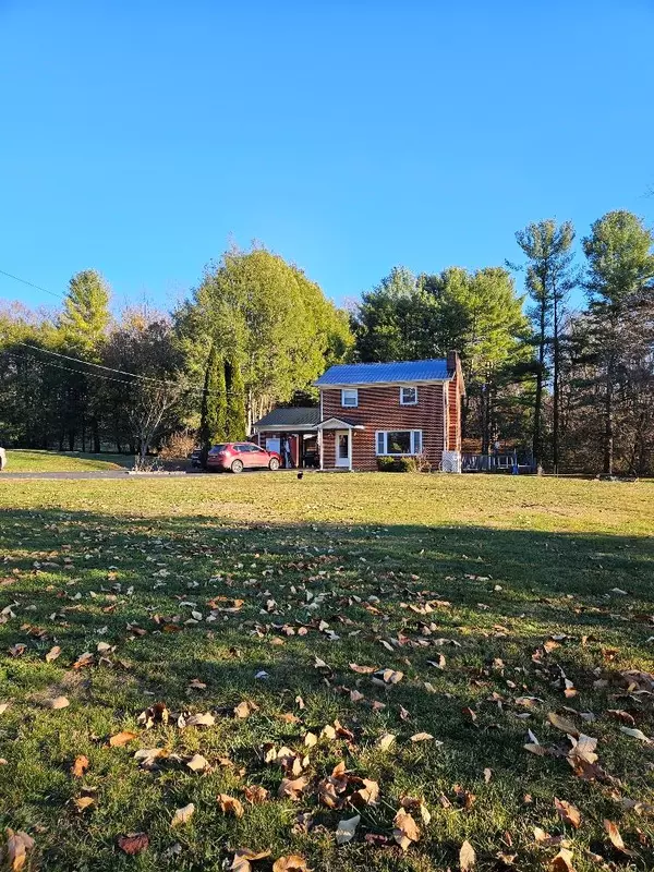 2288 Riverside Rd, Marion, VA 24354