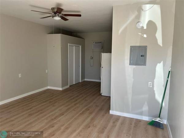 Oakland Park, FL 33309,3801 N Andrews Ave  #6