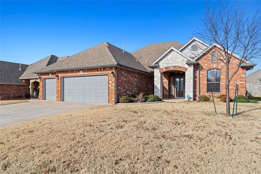 401 E Raleigh Terrace, Mustang, OK 73064