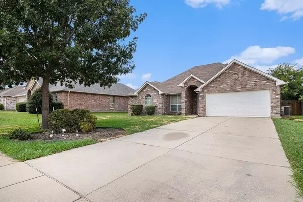 2832 Lone Ranger Trail, Little Elm, TX 75068