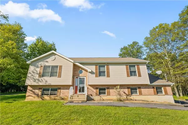 2107 Bushkill Circle, Pike County, PA 18324