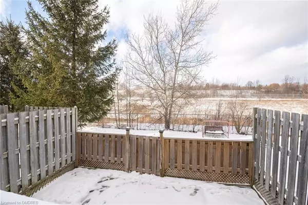 Guelph, ON N1K 1Y4,30 Imperial RD S #76