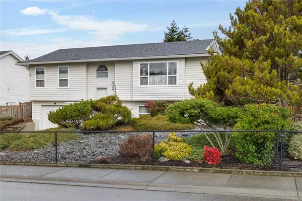 Comox, BC V9M 3C3,1410 Canso Ave