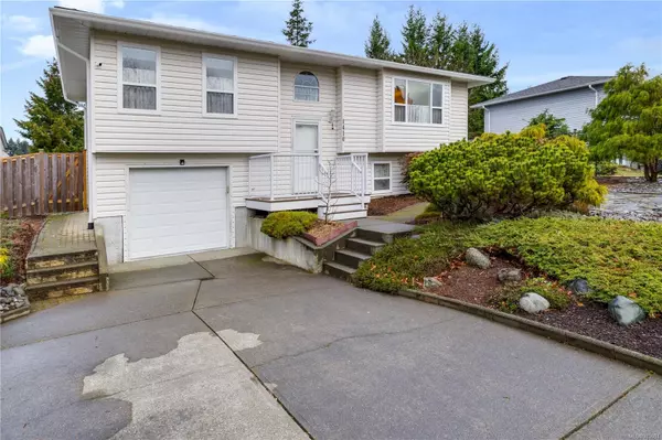 Comox, BC V9M 3C3,1410 Canso Ave