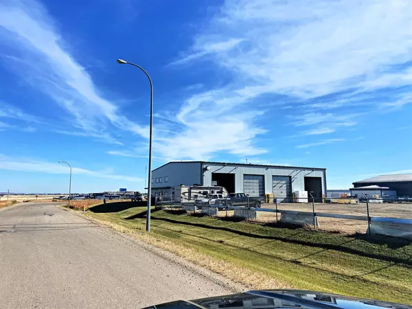 Clairmont, AB T8V 2N8,15710 89 ST