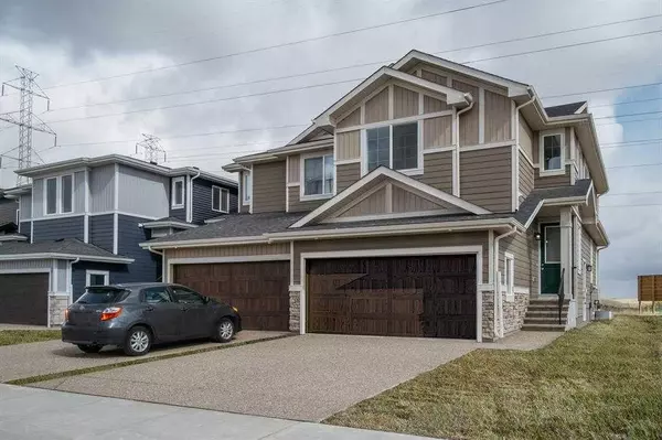 91 Waterford MNR, Chestermere, AB T1X 2Z8