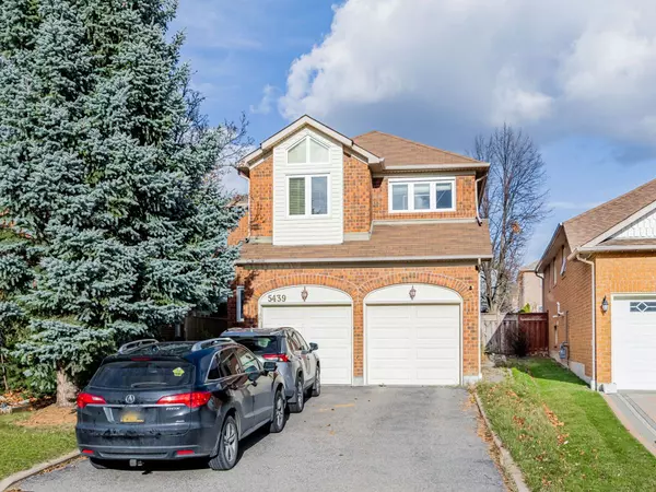 Mississauga, ON L5V 2C9,5439 Razor Bill CT