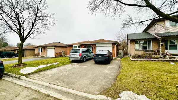 Kitchener, ON N2A 3N4,111 SCENIC WOOD CRES