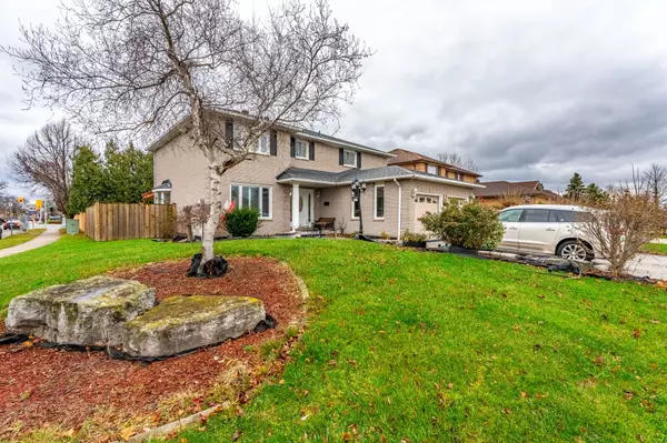 7 GRANDOAKS DR, Hamilton, ON L8V 5A9