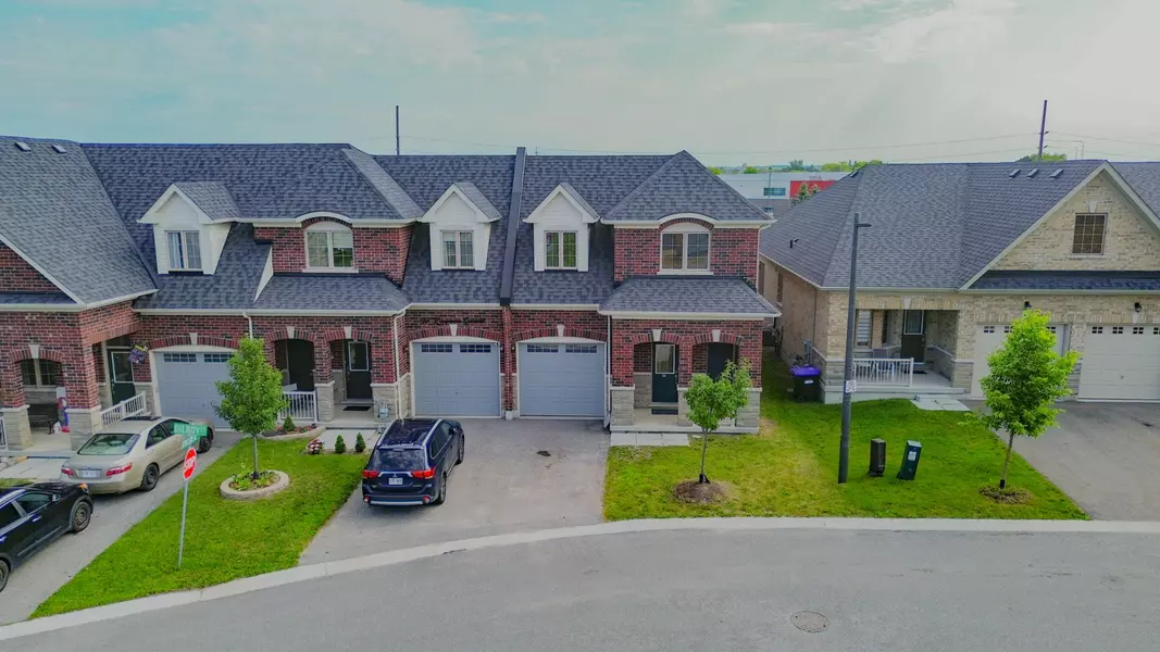 99 Kingsmere CRES, New Tecumseth, ON L9R 0C4