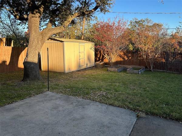 North Richland Hills, TX 76182,6440 Buckingham Trail