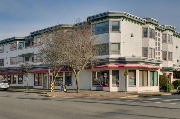 9711 Fifth St #205, Sidney, BC V8L 2W9