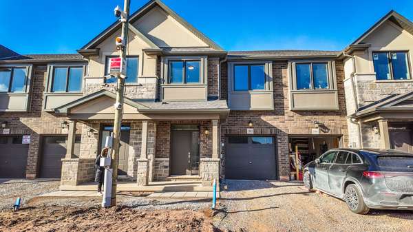 2166 Postmaster DR, Oakville, ON L6M 3X1