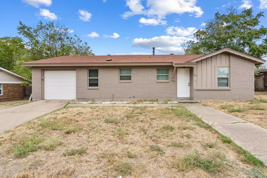 415 Glenn Drive, Weatherford, TX 76086