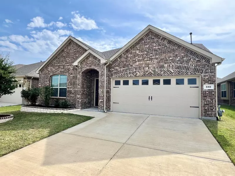 848 Carmen Street, Forney, TX 75126