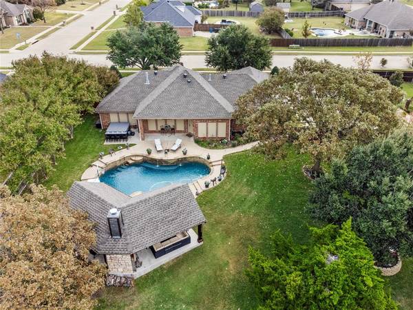 111 Parks Street, Midlothian, TX 76065