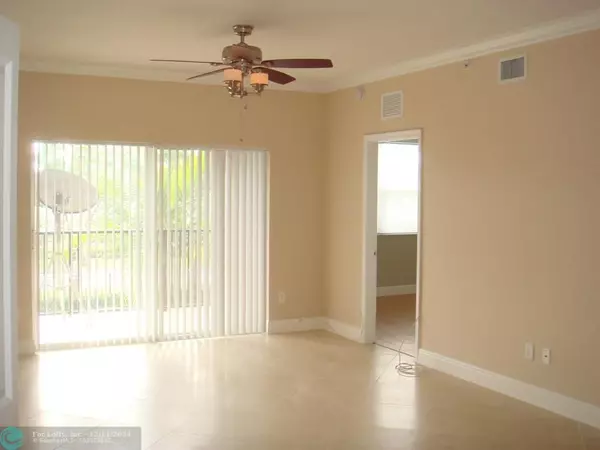 Coral Springs, FL 33067,6020 W Sample Rd  #205