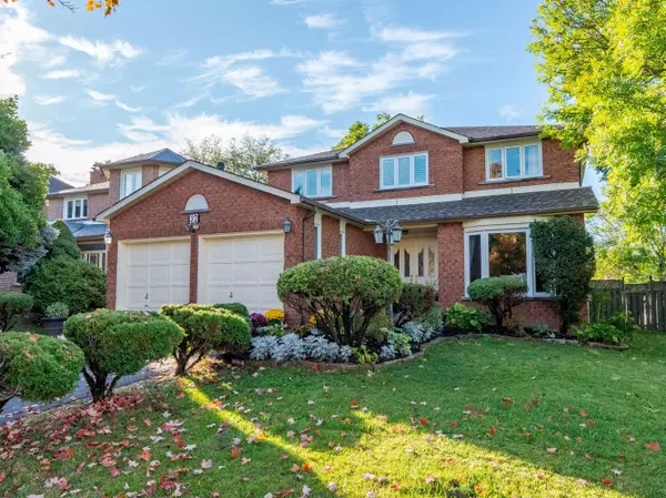 32 Queens College DR,  Richmond Hill,  ON L4B 1P2