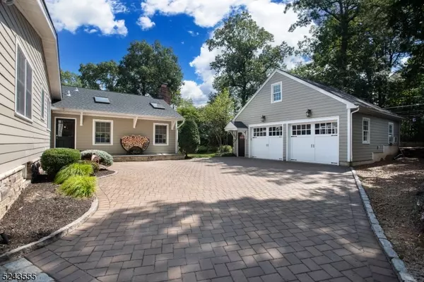 Berkeley Heights Twp., NJ 07901,59 Crest Dr