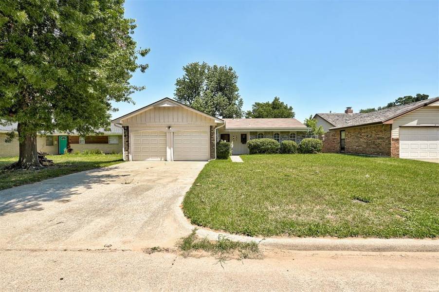 7627 NW 20th Street, Bethany, OK 73008