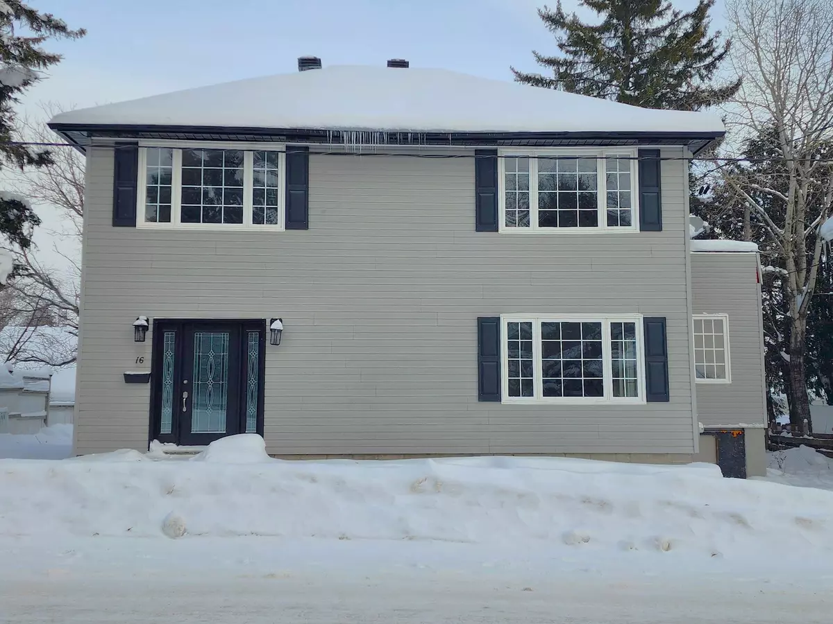 Kirkland Lake, ON P2N 2B8,16 Allen AVE