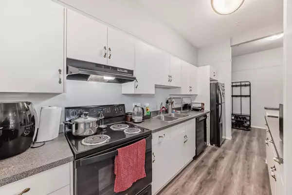 Calgary, AB T2R 1R1,1410 2 ST SW #412