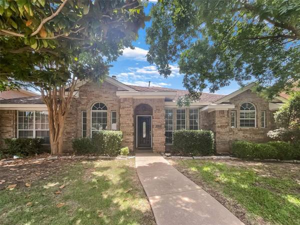 825 Rockefeller Lane, Allen, TX 75002