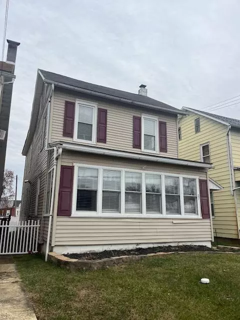 27 South Callowhill Street, Topton Borough, PA 19562