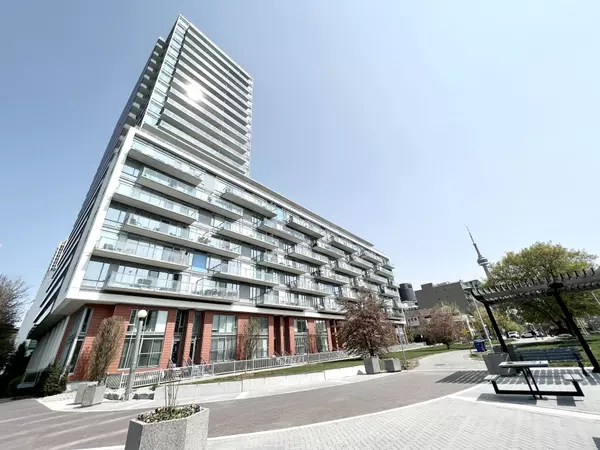 90 Stadium RD #606, Toronto C01, ON M5V 3W5