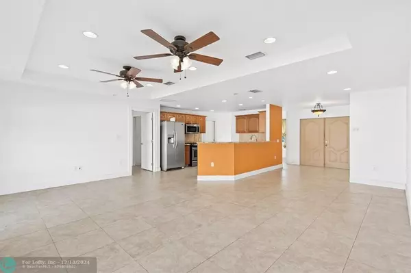 Pompano Beach, FL 33068,6221 SW 15th Ct